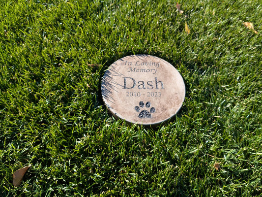 Custom Engraved Pet Memorial Stone 7.5" Diameter 'In Loving Memory'