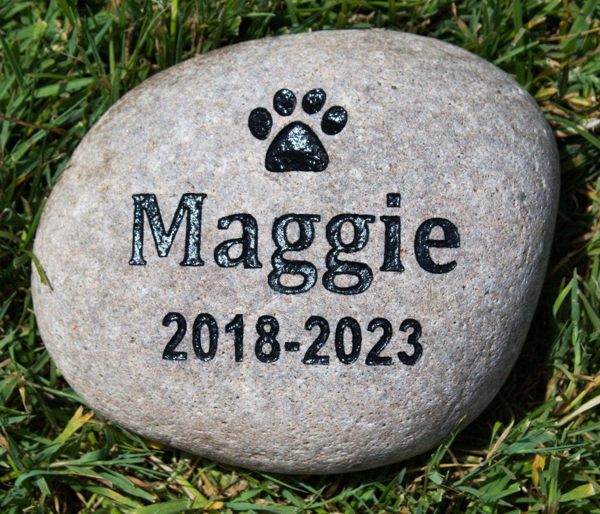 DOG PAW, Pet memorial stone, River stone, Rock, Engraved, Marker, Gift, Personalized, Pet Rock, Free shipping
