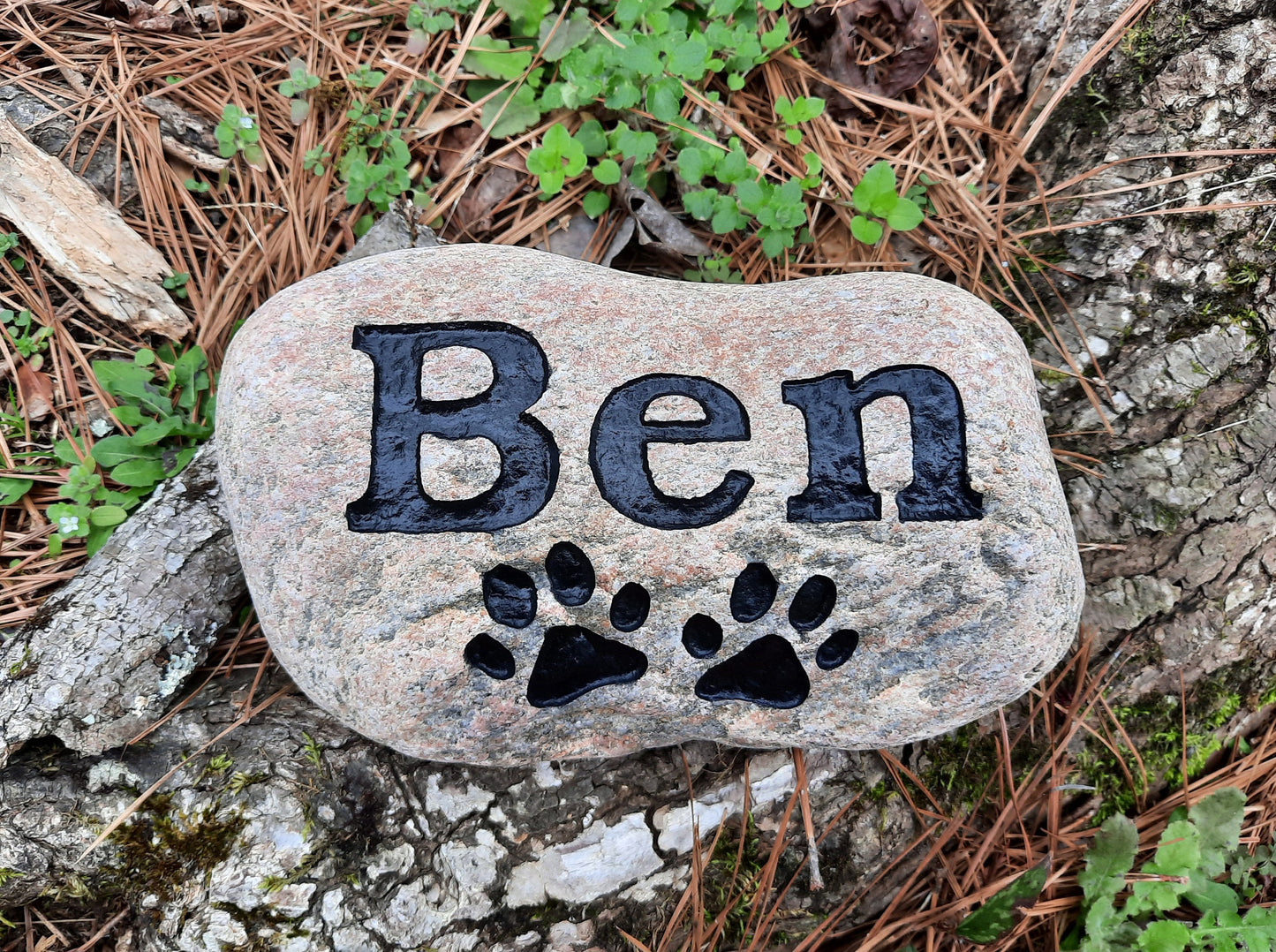 Pet Memorial Stone Cat or Dog 7 inch Personalized engraved medium river stone, pet gravestone, pet marker, pet remembrance stone, pet gift