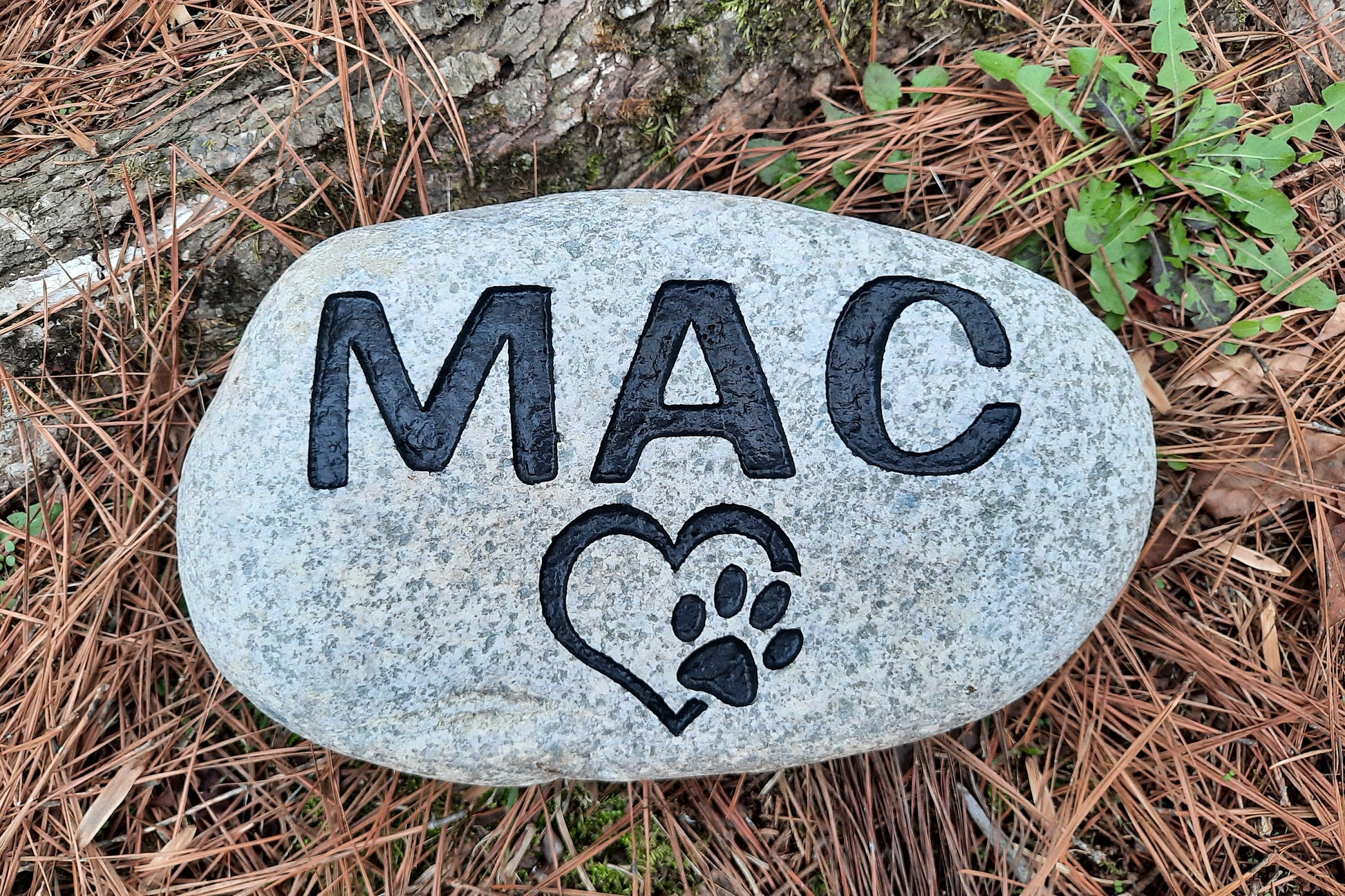 Pet Memorial Stone Cat or Dog 7 inch Personalized engraved medium river stone, pet gravestone, pet marker, pet remembrance stone, pet gift